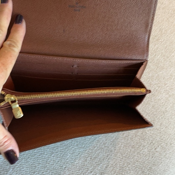 Louis Vuitton wallet - Picture 4 of 6